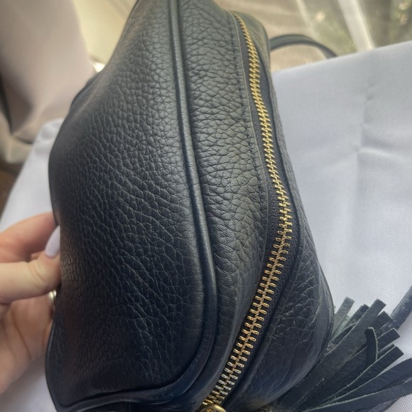 GiGi New York Leather Navy Blue Small Crossbody Bag Purse Handbag With Tassel - Picture 12 of 15